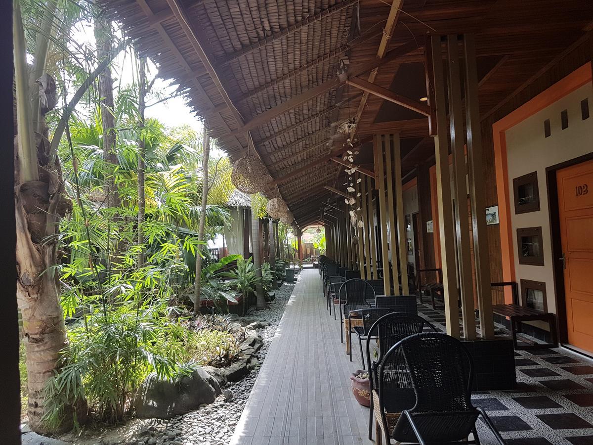 Lawaka Hotel Ampana Exteriér fotografie