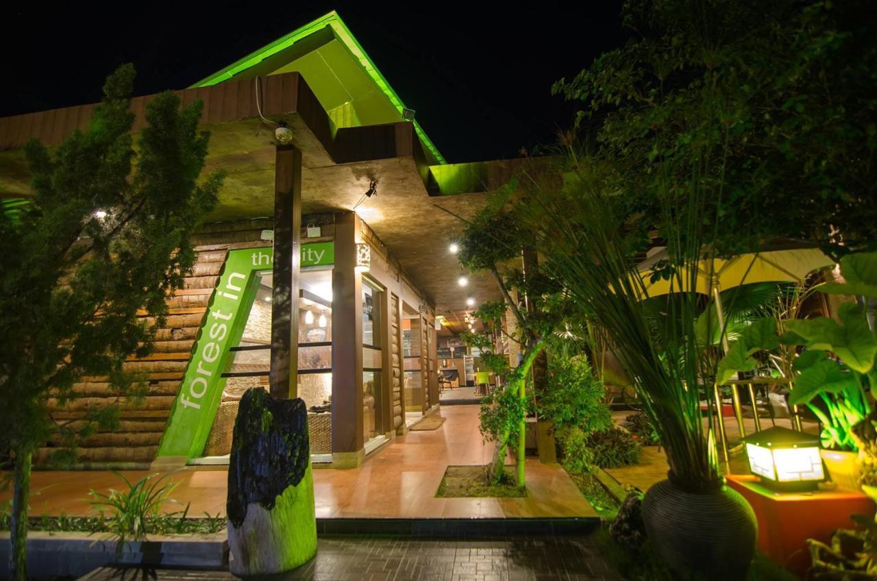 Lawaka Hotel Ampana Exteriér fotografie